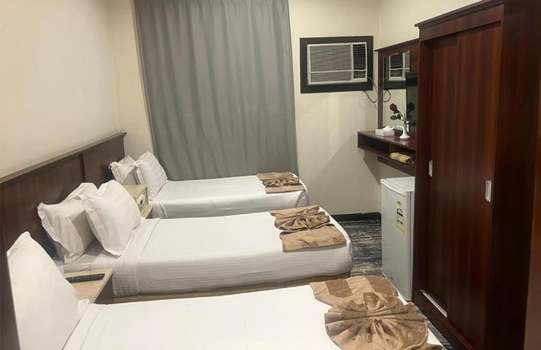 10 nights 3 star umrah package 2025