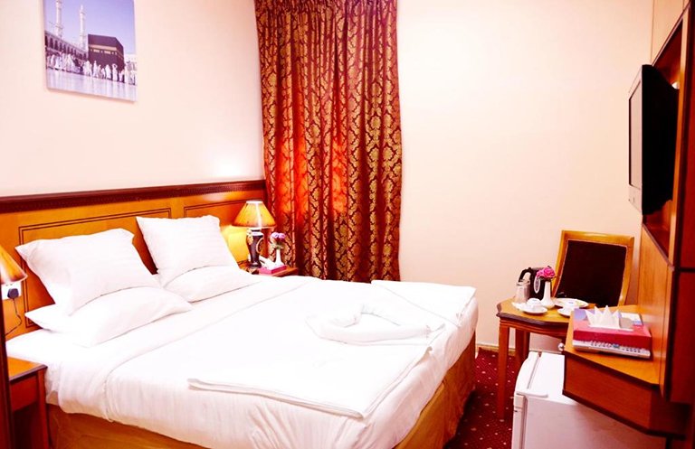 10 nights 3 star umrah package 2025