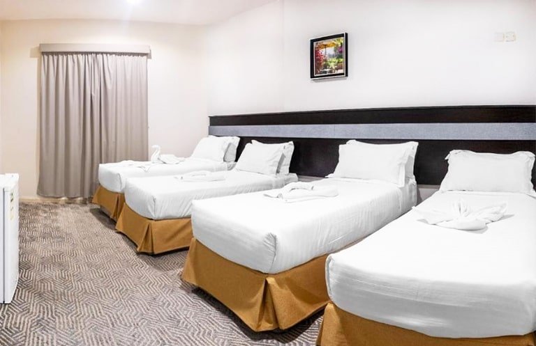 7 nights 3 star umrah package 2025