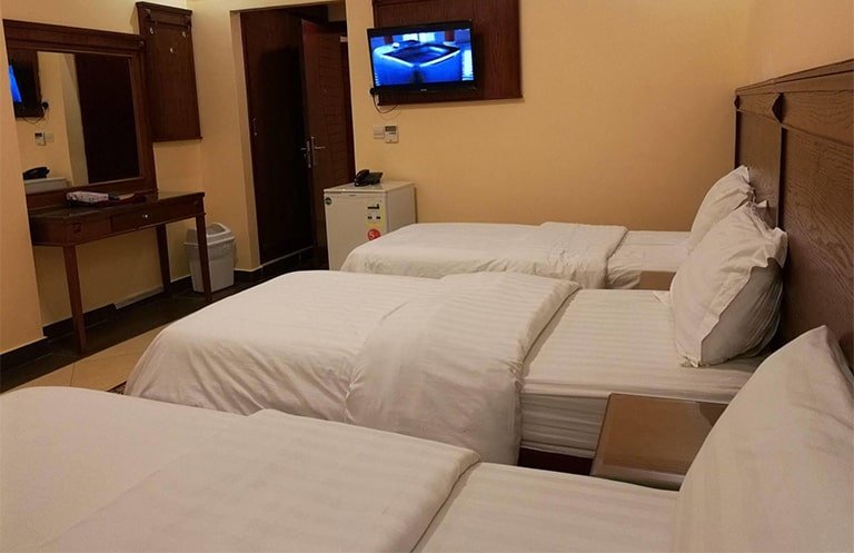 10 nights 3 star umrah package 2025